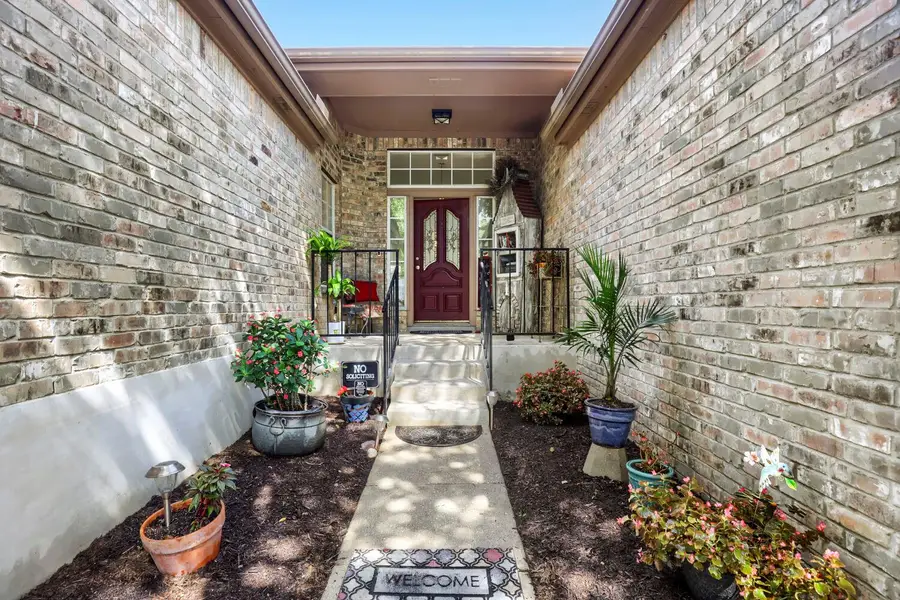 206 Gann St, Georgetown, TX 78626 - #2