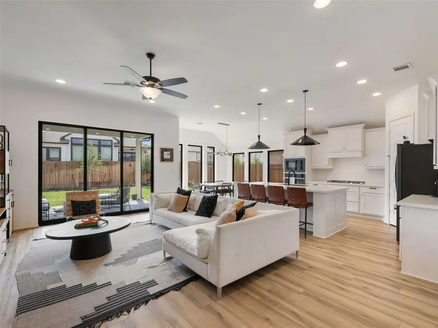 6825 Empresa Dr, Austin, TX 78738 - #3