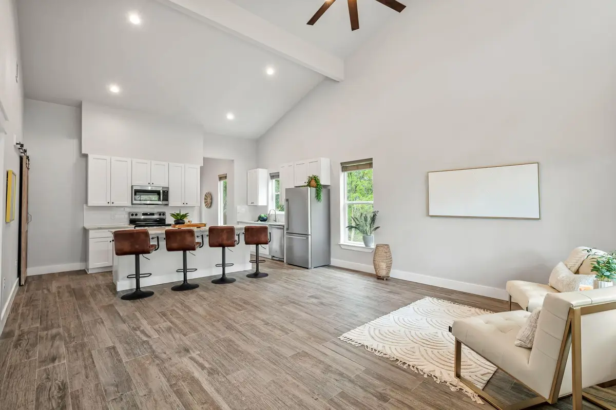 48 Wood Glen Dr, Wimberley, TX 78676 - #1