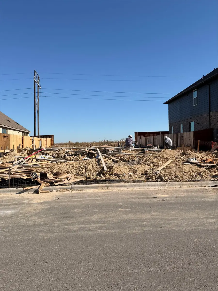 291 Grey Leaf Rd, Buda, TX 78610 - Image #3