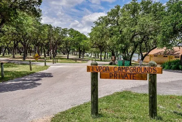 8105 Arroyo Ave, Lago Vista, TX 78645