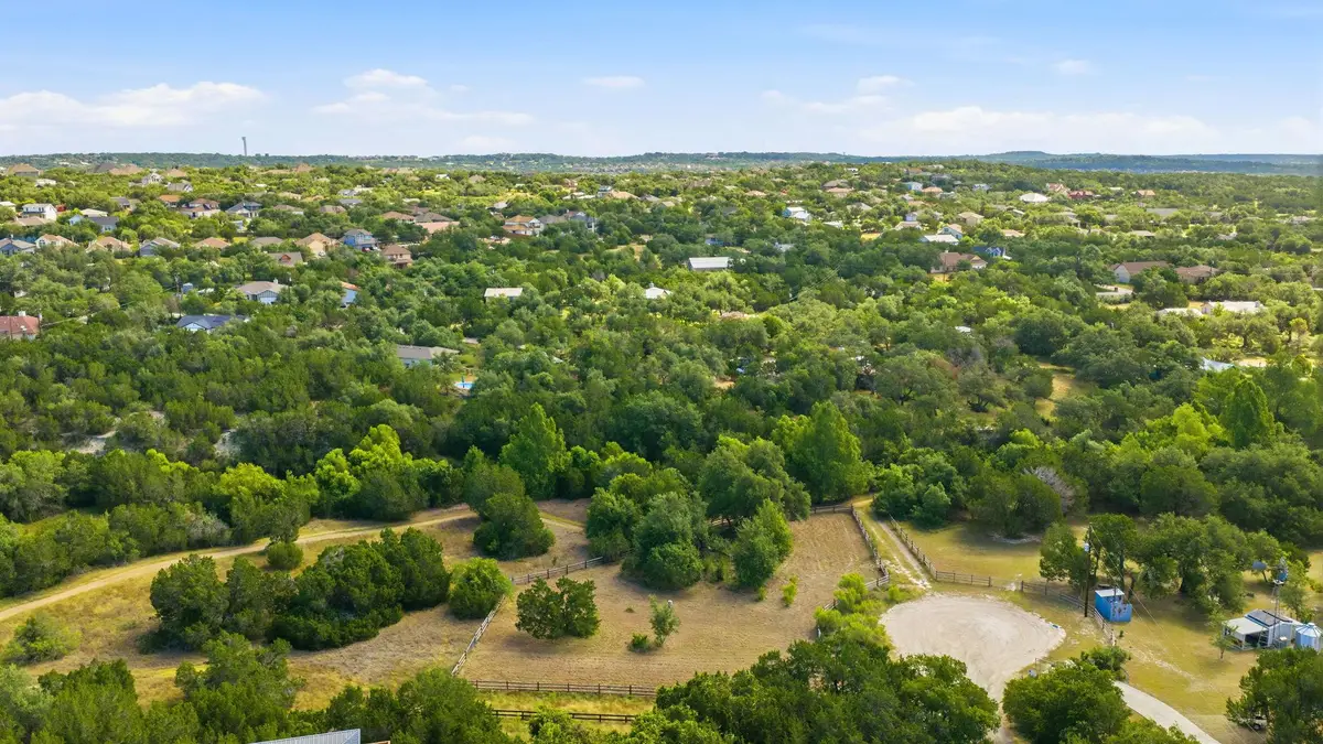 10400 Lake Park Dr, Dripping Springs, TX 78620 - #1