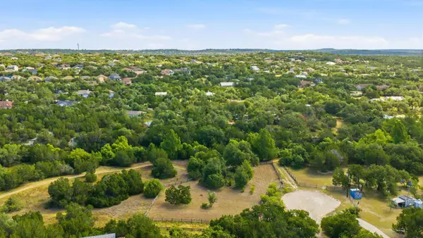 10400 Lake Park Dr, Dripping Springs, TX 78620