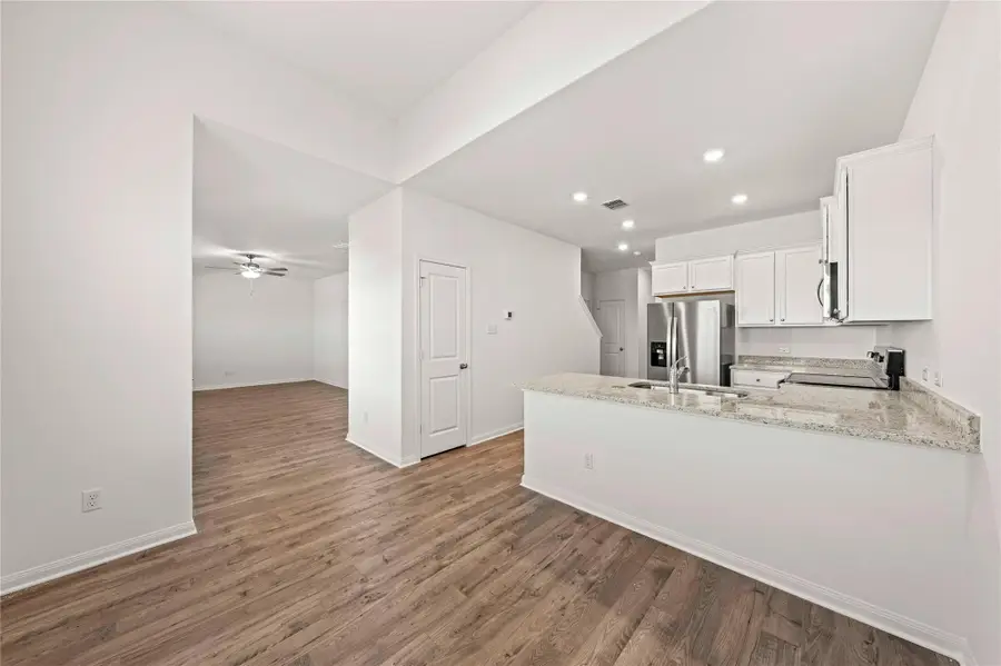 116 Desert Hare Dr, Jarrell, TX 76537 - #3