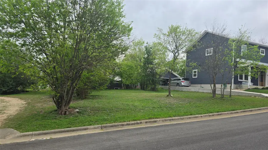 406 E 4th St, Georgetown, TX 78626 - #2