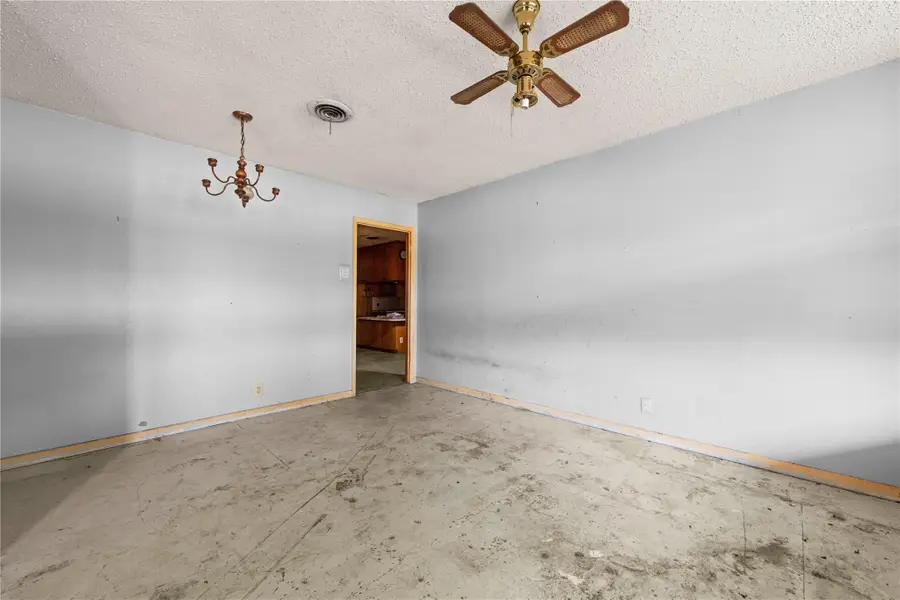 1202 S 51st St, Temple, TX 76504 - #3