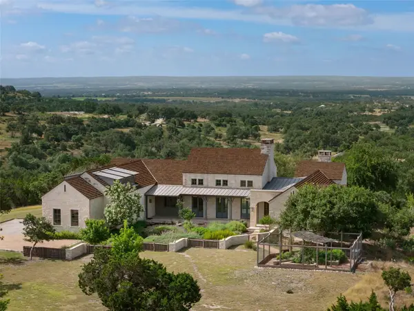 1691 Cool Water Ranch Rd, Fredericksburg, TX 78624