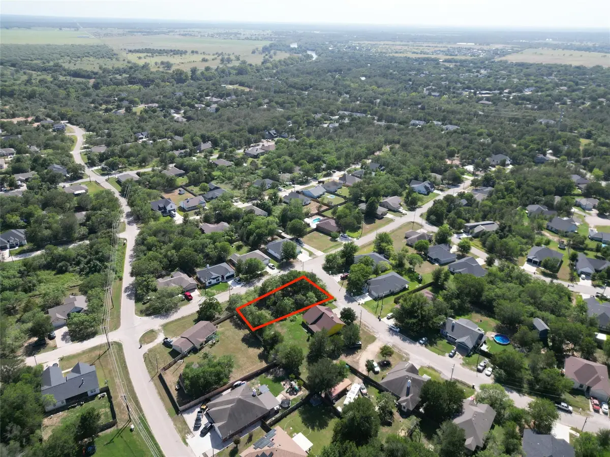 000 Waimalu Ct, Bastrop, TX 78602 - #1