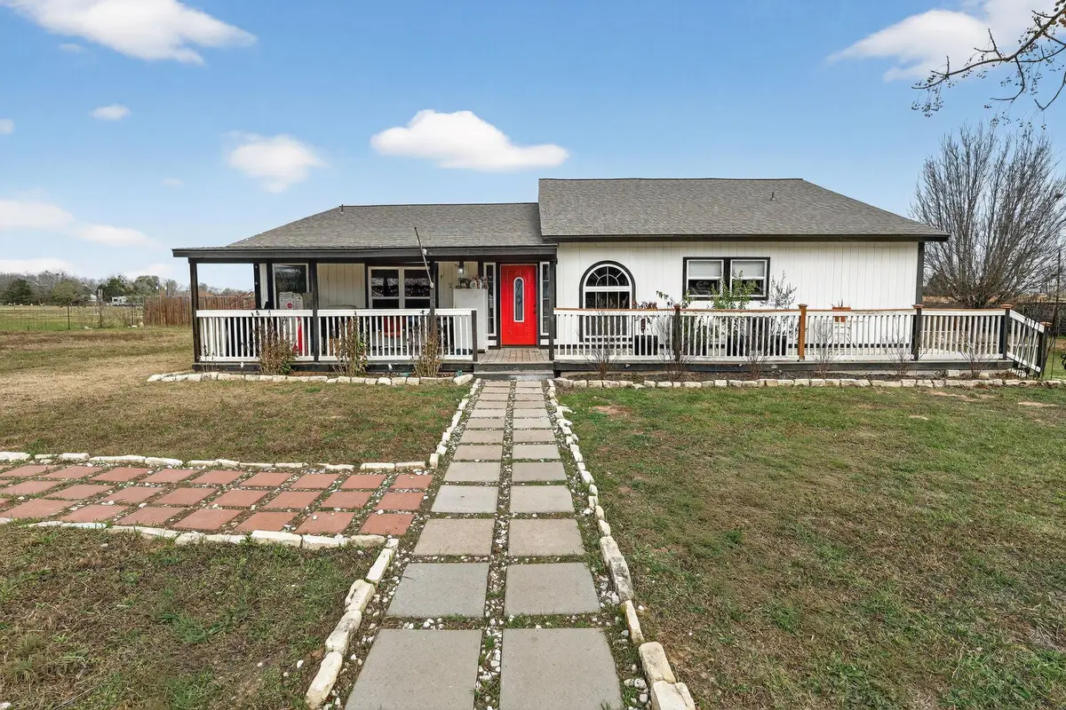 174 Monroe King Ln, Elgin, TX 78621 - Image #1