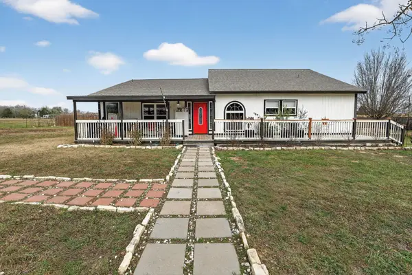 174 Monroe King Ln, Elgin, TX 78621