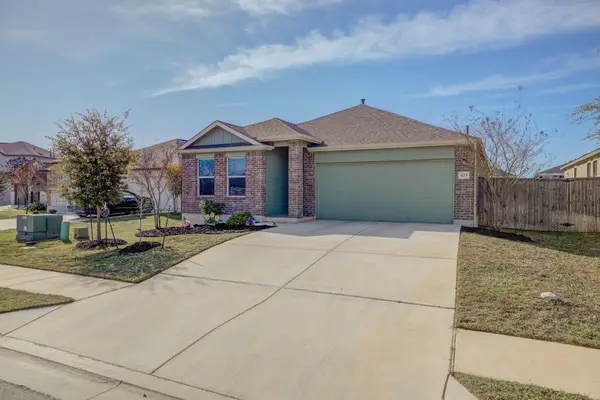 105 Isaac Millsaps Trl, Bastrop, TX 78602