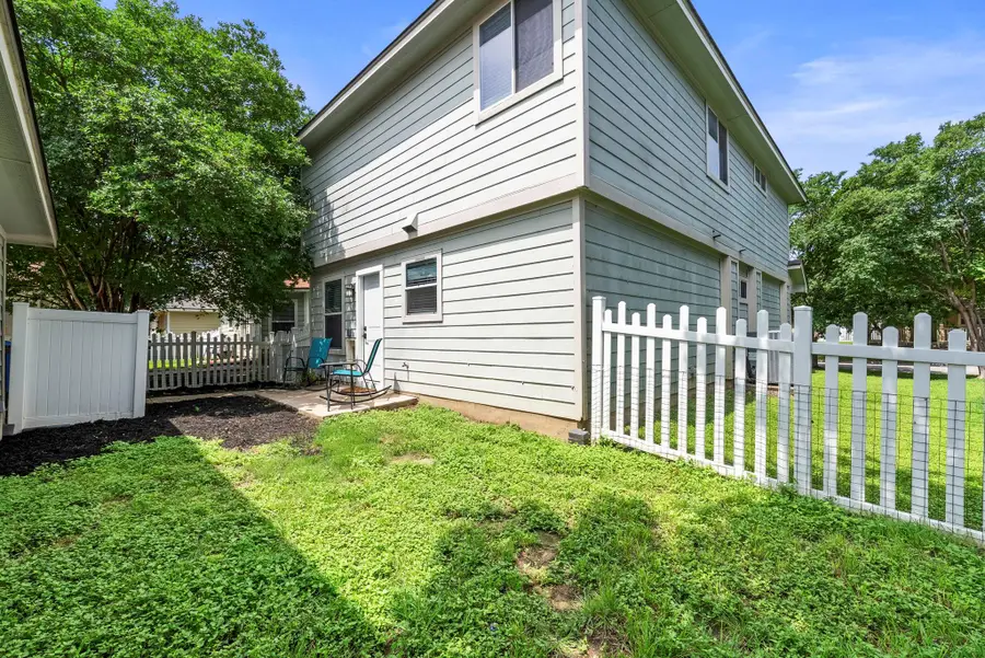 525 Rolling Oak Dr, Round Rock, TX 78664 - #3