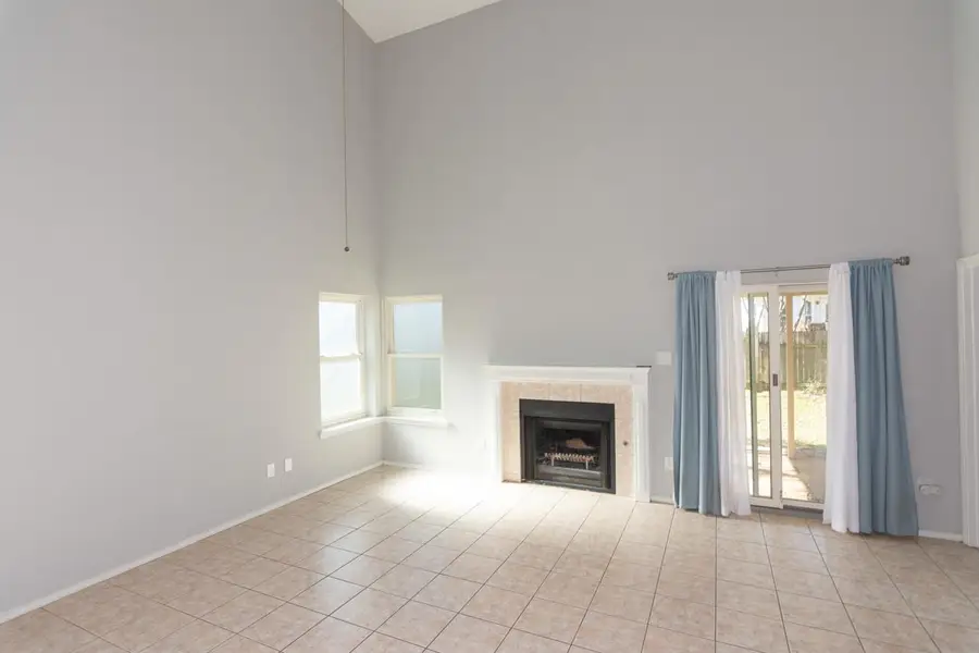 4009 Alexandria Dr, Austin, TX 78749 - #3