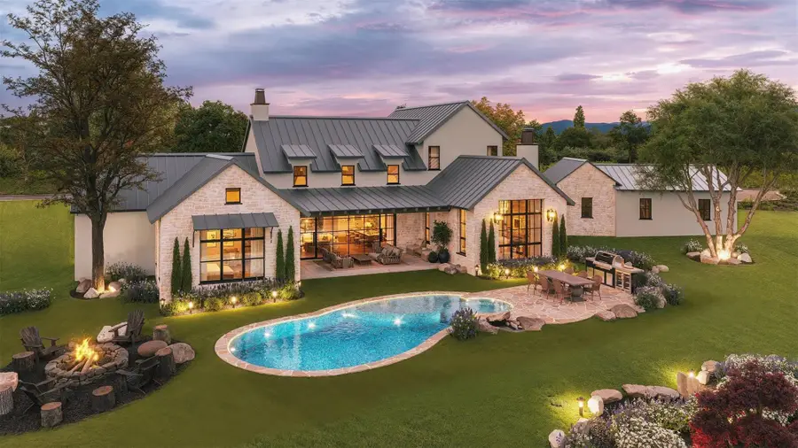 913 The Trails Pkwy, Horseshoe Bay, TX 78657 - Image #2