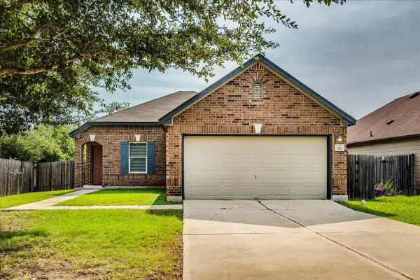 270 Cushman Dr, Kyle, TX 78640