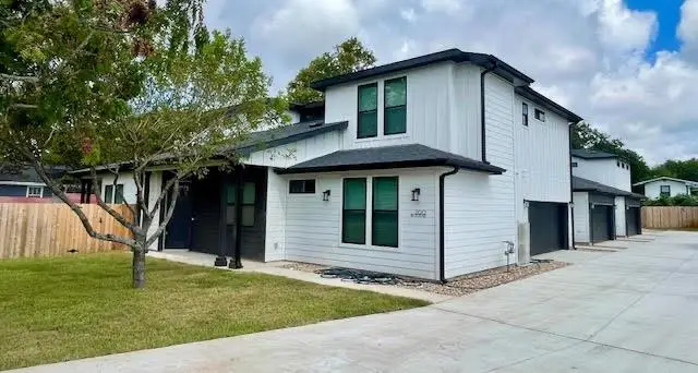 200 W Goforth Rd, Buda, TX 78610 - #1