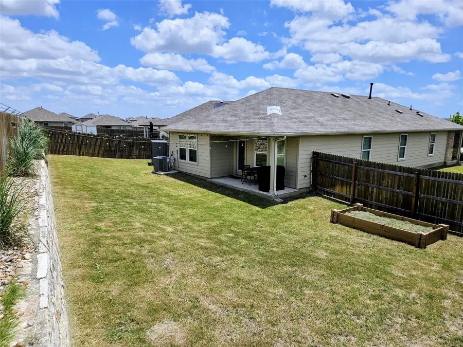201 Elbow Bush Cv, Kyle, TX 78640 - #2