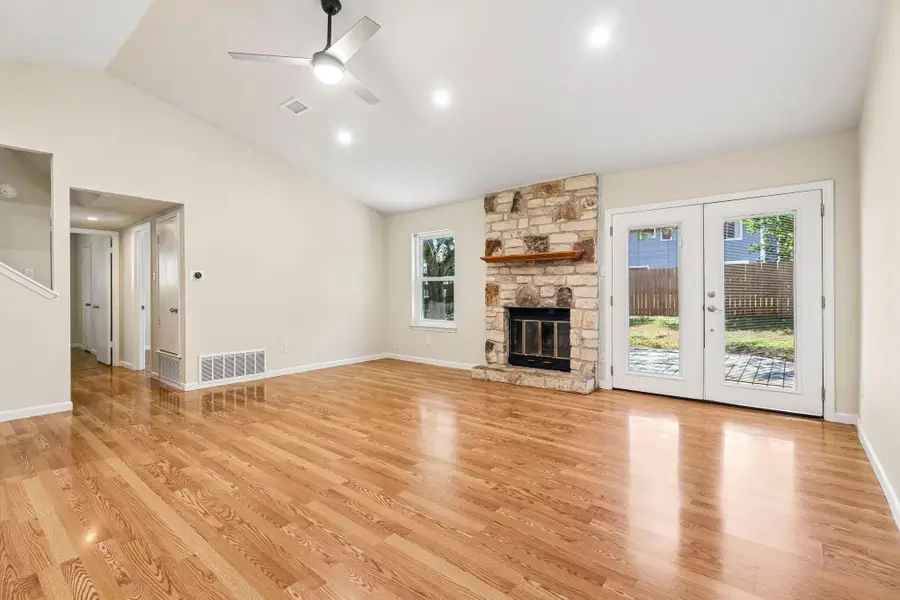 7703 Copperas Dr, Austin, TX 78749 - #3