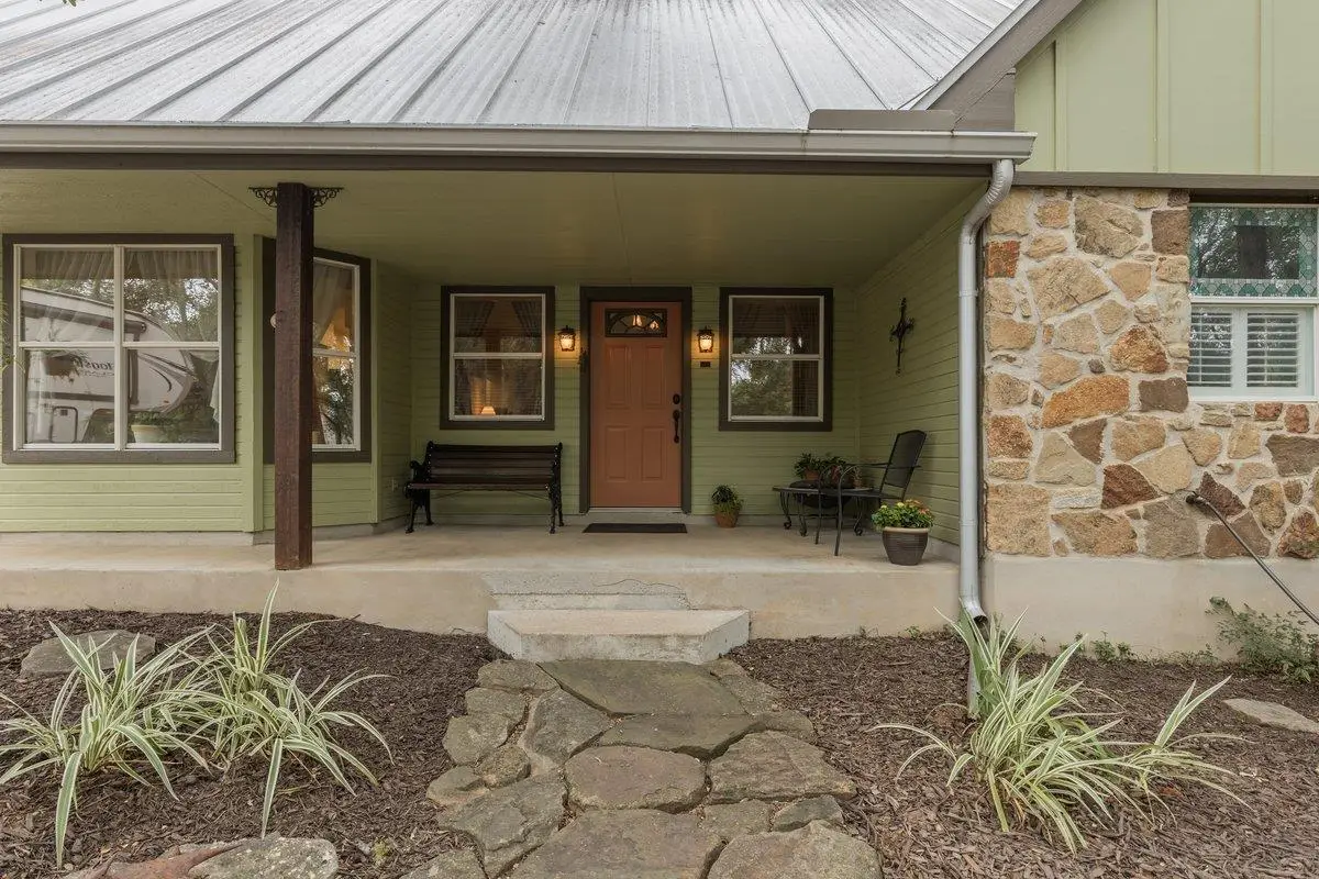 12400 Shady Acres Dr, Buda, TX 78610 - #1