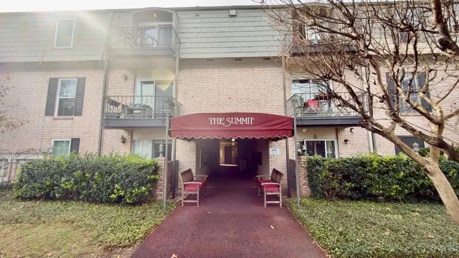 2425 Ashdale Dr #41, Austin, TX 78757 - Image #2