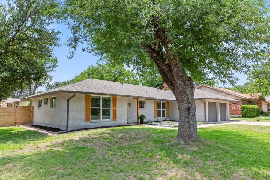 911 Cripple Creek Dr, Austin, TX 78758 - #2