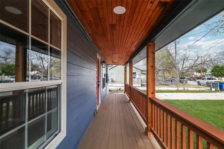 2258 W Mill St, New Braunfels, TX 78130 - #3