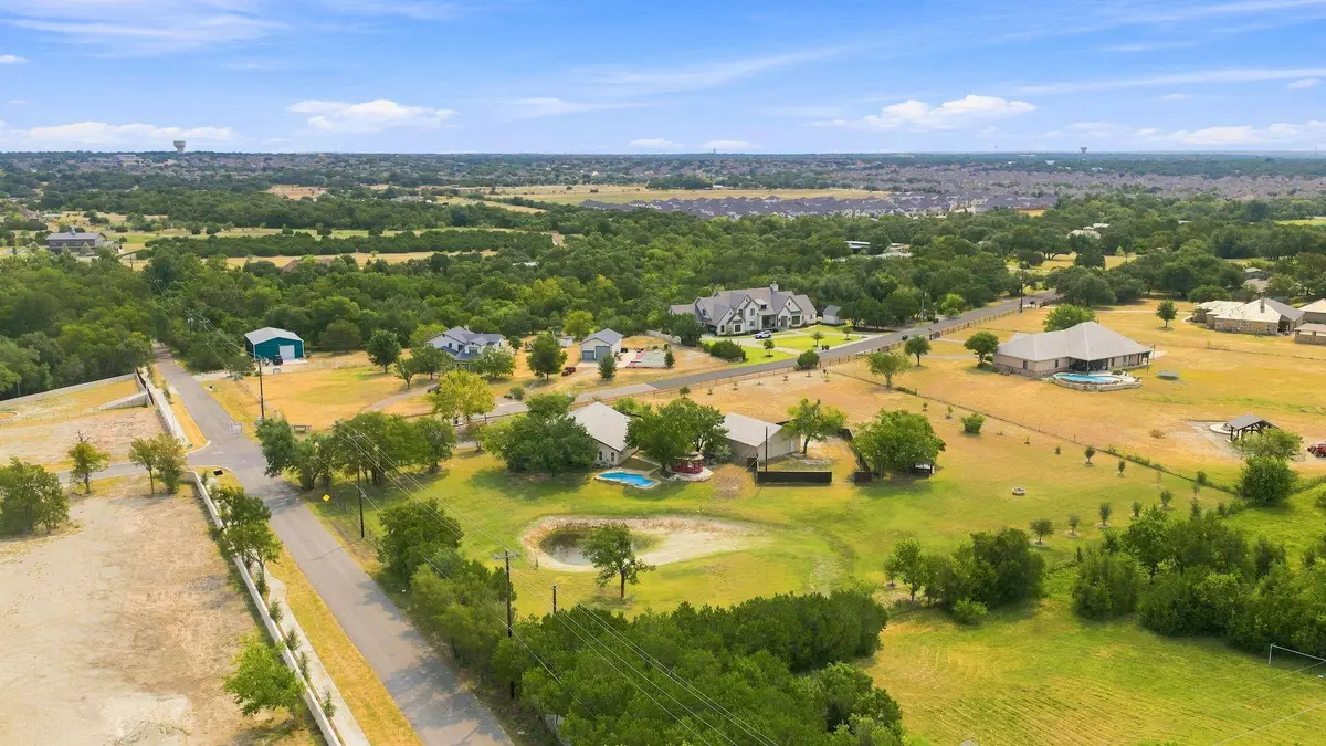 102 Valley View Dr E, Leander, TX 78641 - #1