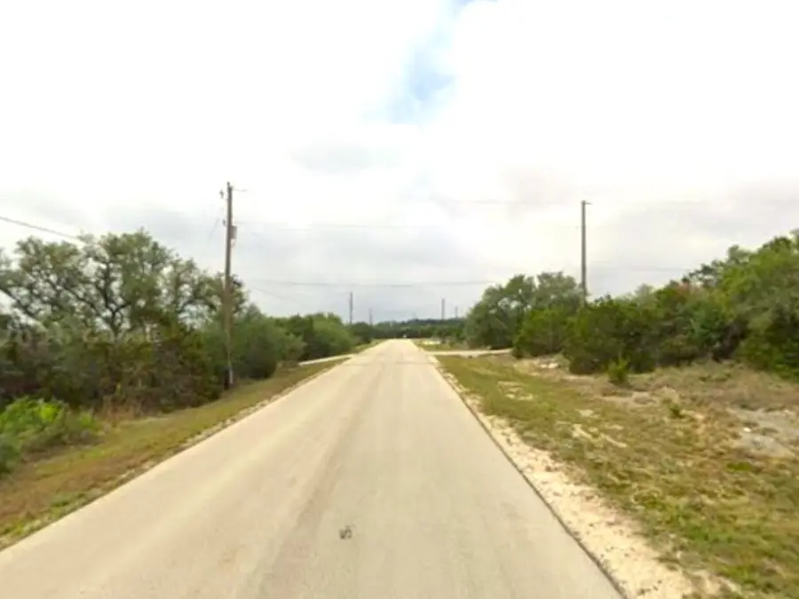 509 Rosinweed Dr, Spring Branch, TX 78070 - #2