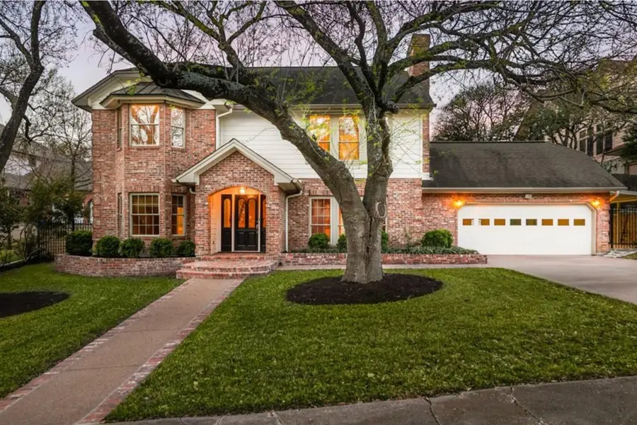 1702 Crested Butte Dr, Austin, TX 78746 - #2