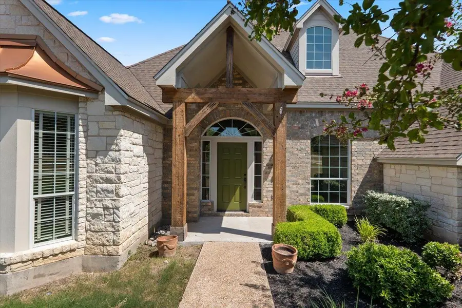 212 Neal Dr, Liberty Hill, TX 78642 - #2