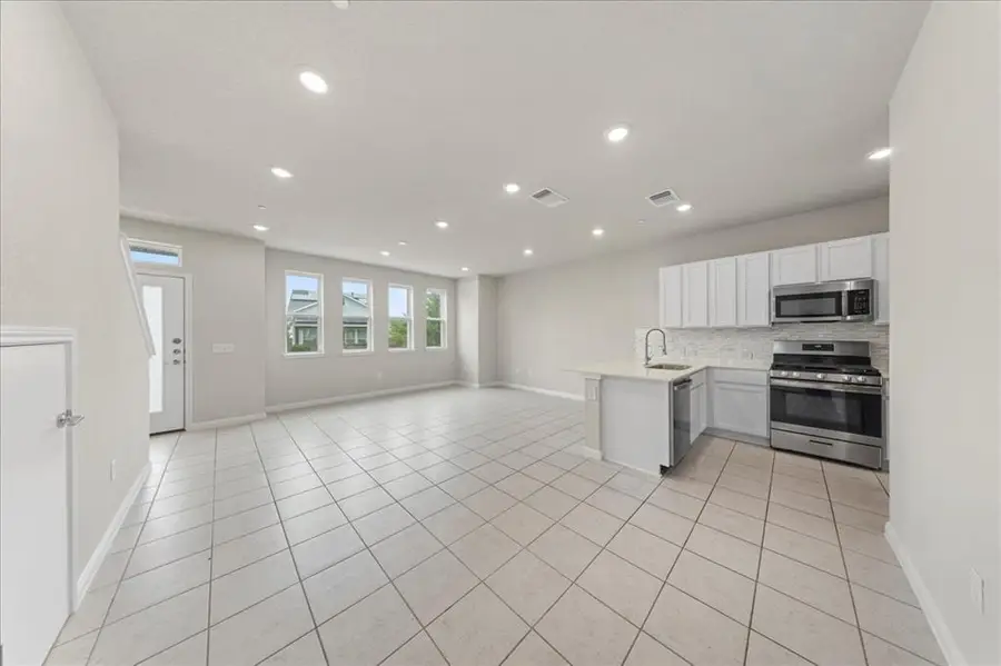 9015 Cattle Baron Path #1502, Austin, TX 78747 - Image #3