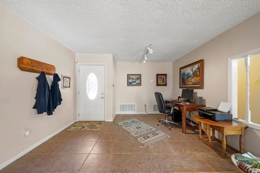 1369 Lakeview Dr, Canyon Lake, TX 78133 - #2