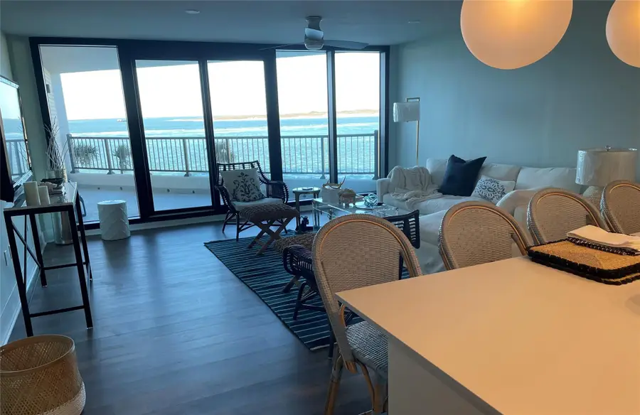 1000 N Station St #106, Port Aransas, TX 78373 - #2