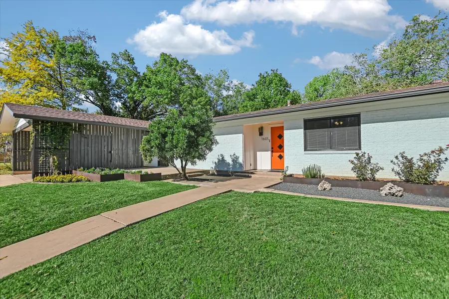 1601 E 19th St, Georgetown, TX 78626 - Image #2