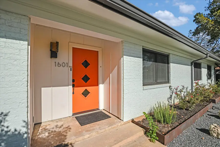 1601 E 19th St, Georgetown, TX 78626 - Image #3