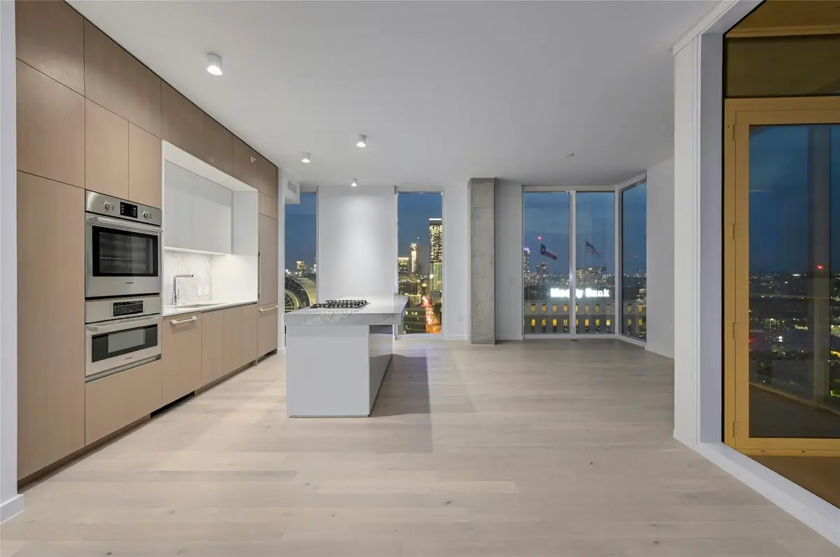 313 W 17th St #2105, Austin, TX 78701 - #1