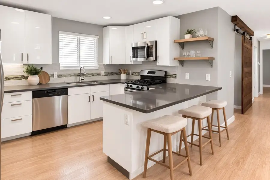 3108 Fontana Dr, Austin, TX 78704 - #2