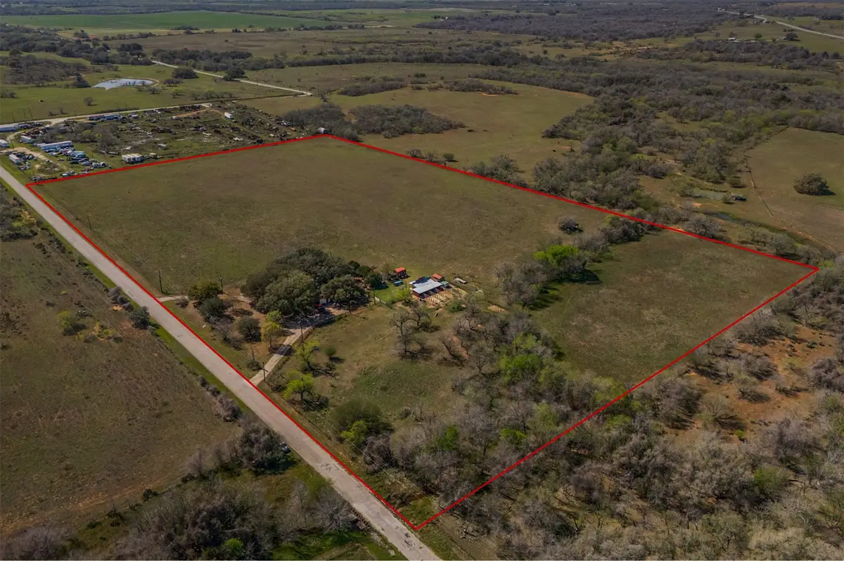 11739 County Road 401, Stockdale, TX 78160 - #1