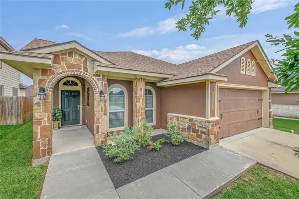 1058 Venice Dr, Bryan, TX 77808