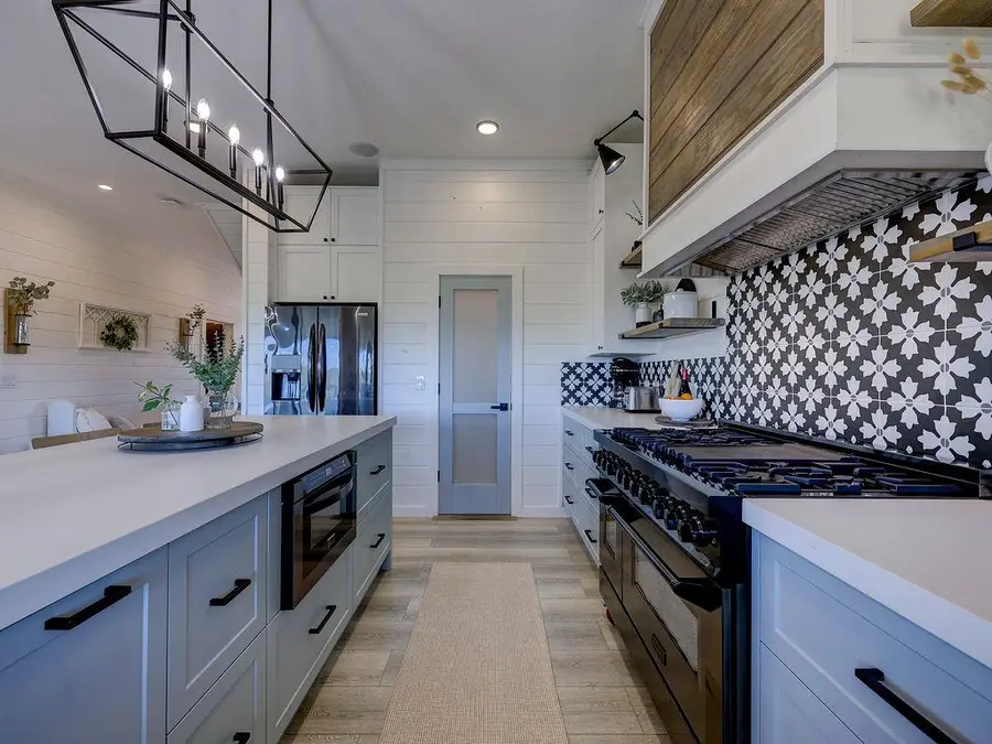 22516 Felicia Dr, Spicewood, TX 78669 - #3