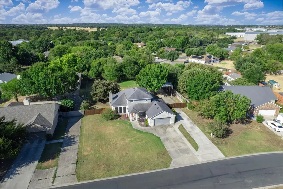 202 Spotted Fawn Dr, Hutto, TX 78634 - #2