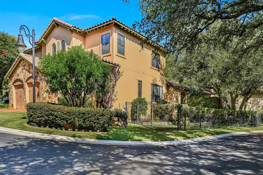 1036 Liberty Park Dr #19, Austin, TX 78746 - #2