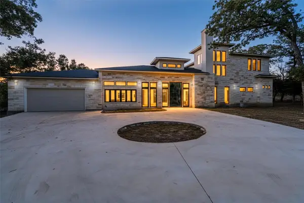 265 Maple Leaf Trl, Elgin, TX 78621