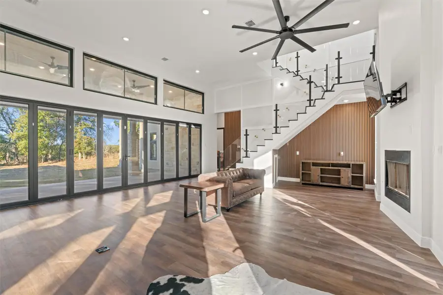 265 Maple Leaf Trl, Elgin, TX 78621 - Image #3