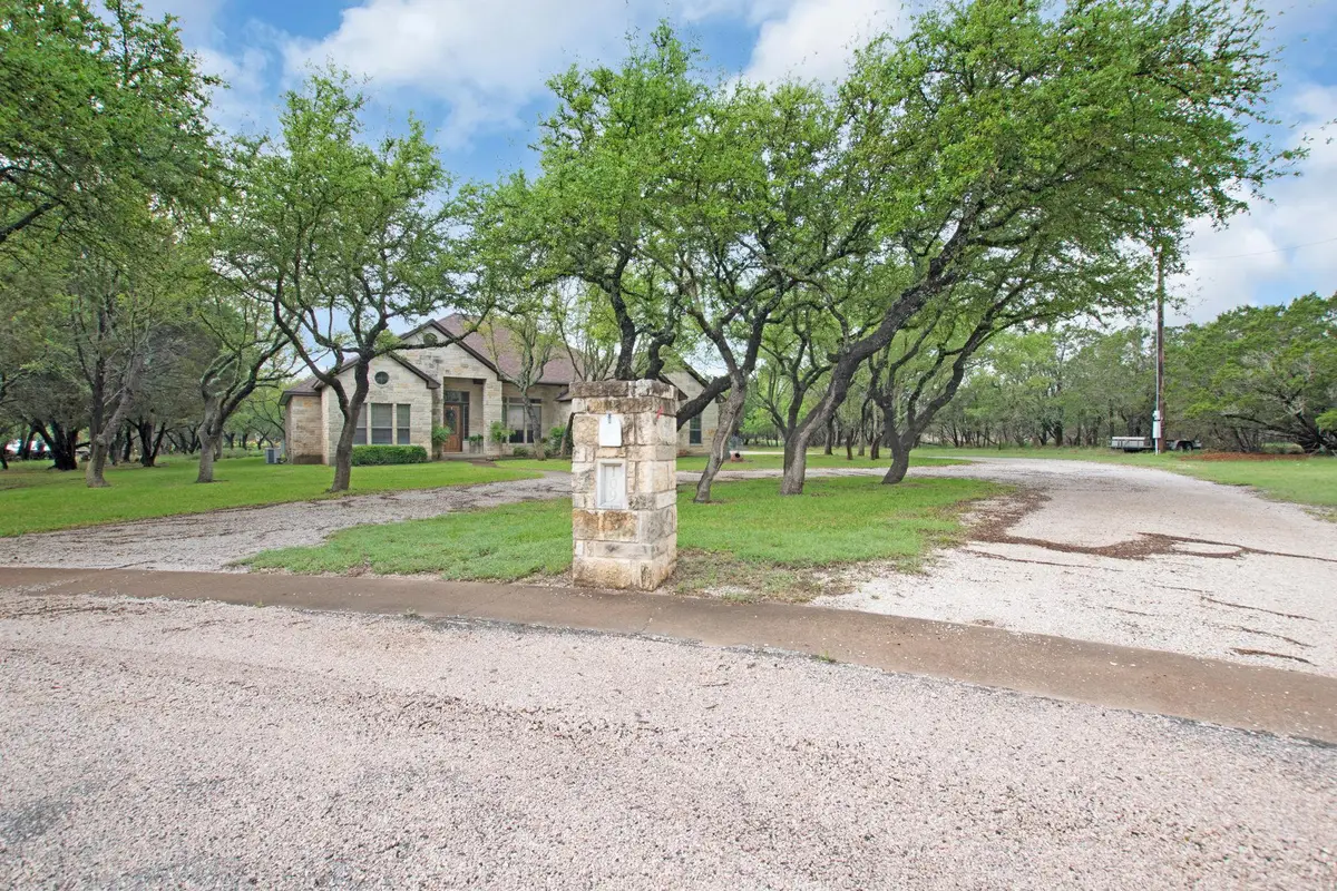 109 Camm Lary Cir, Burnet, TX 78611 - #1