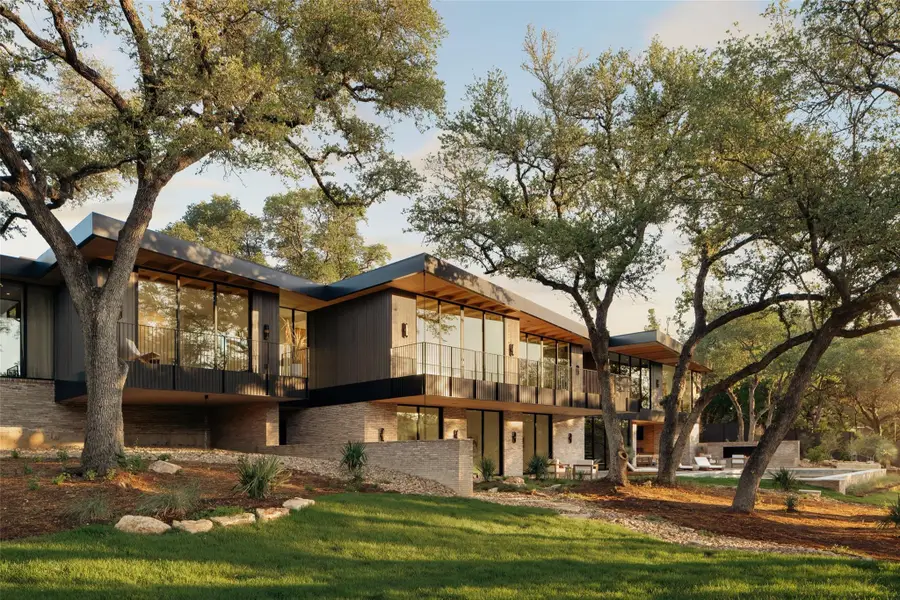 7001 Oak Shores Dr, Austin, TX 78730 - #2