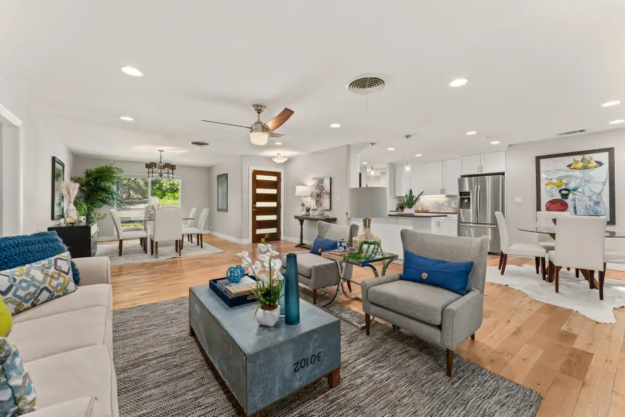 2301 East Side Dr, Austin, TX 78704 - Image #3