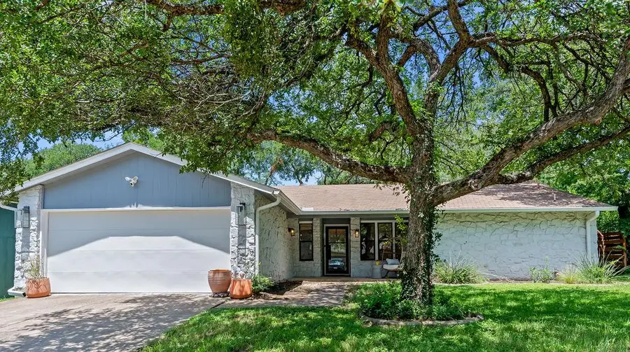 12002 Saxony Ln, Austin, TX 78727 - #2