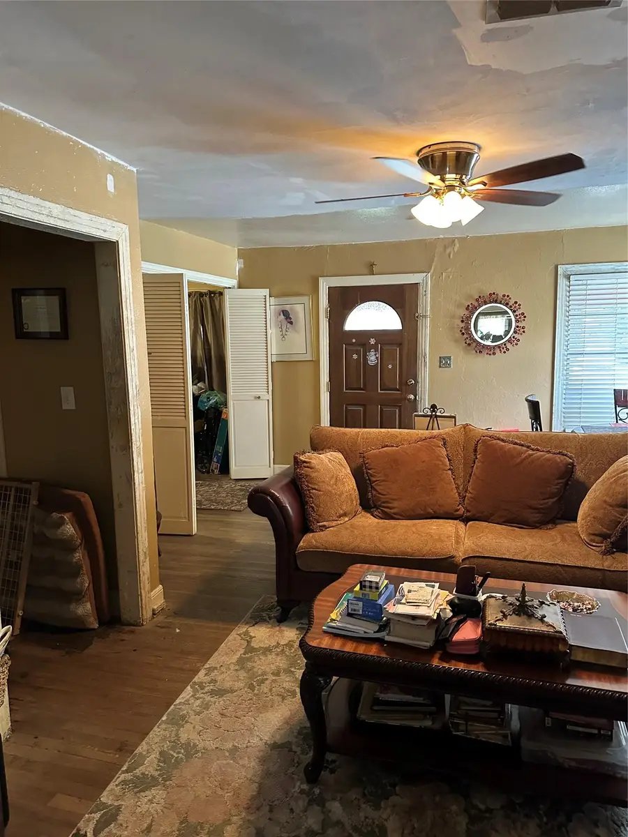 1106 Justin Ln, Austin, TX 78757 - #3