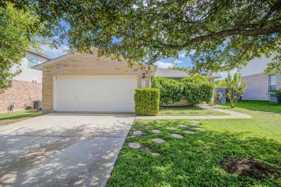 202 Mccarthur Dr, Leander, TX 78641 - #3